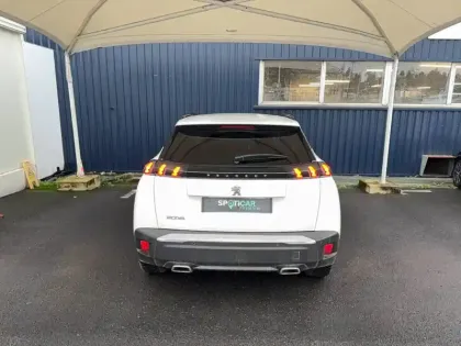 Photo 5 Peugeot 2008  PureTech 130 S&S EAT8