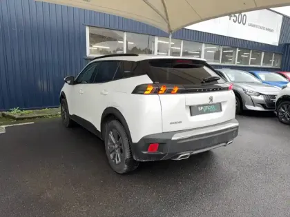 Photo 6 Peugeot 2008  PureTech 130 S&S EAT8