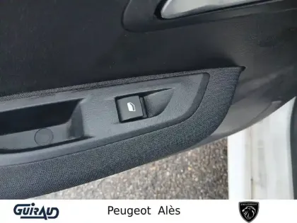 Photo 12 Peugeot 208  BLUEHDI 100 S&S BVM6