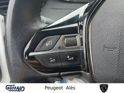 Photo 15 Peugeot 208  BLUEHDI 100 S&S BVM6