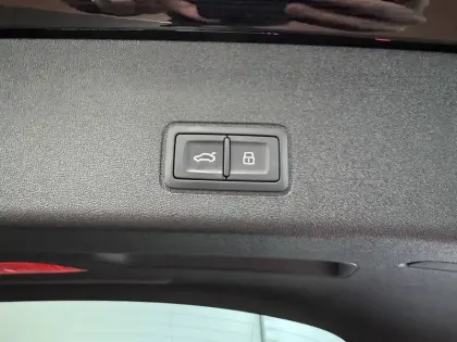 Photo 13 Audi Q3  e-hybrid 272 ch S tronic 6