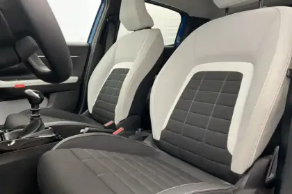 Photo 12 Citroën C3  Turbo 100 ch BVM6