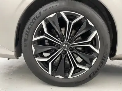 Photo 48 DS DS 4  BlueHDi 130 EAT8