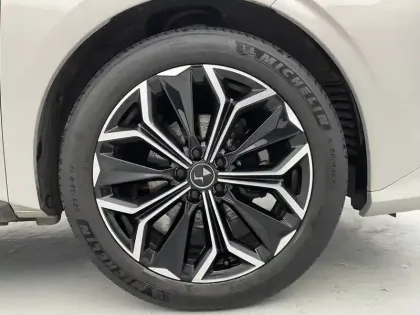 Photo 45 DS DS 4  BlueHDi 130 EAT8