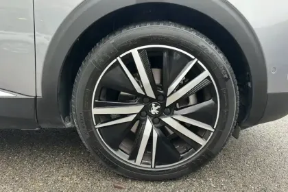 Photo 31 Peugeot 3008  Hybrid 225 e-EAT8