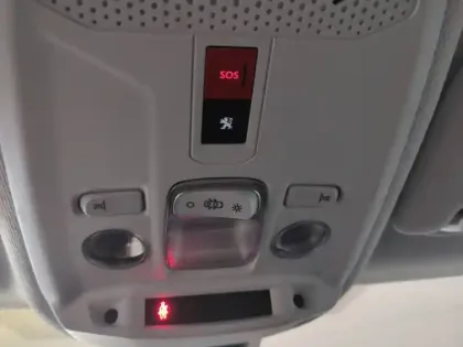 Photo 25 Peugeot 208  BLUEHDI 100 S&S BVM6