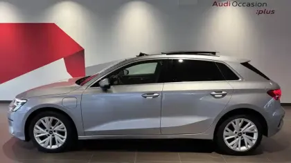 Photo 4 Audi A3  Sportback 40 TFSIe 204 S tronic 6