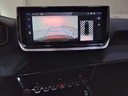 Photo 19 Peugeot 2008  Hybrid 136 e-DCS6