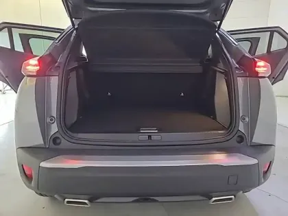 Photo 5 Peugeot 2008  Hybrid 136 e-DCS6