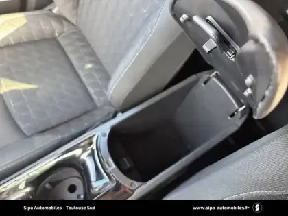 Photo 25 Toyota C-HR  Hybride 2.0L