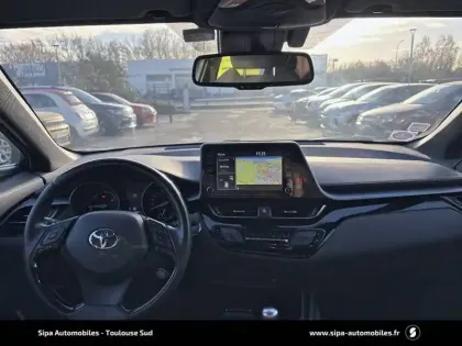 Photo 7 Toyota C-HR  Hybride 2.0L