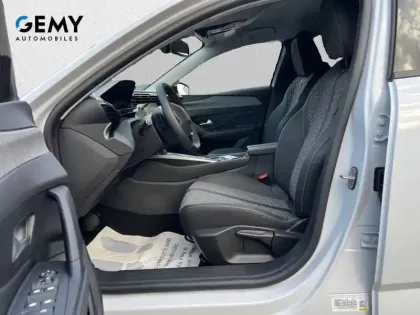 Photo 8 Peugeot 308  Plug-in Hybrid 195 ch e-DCS7