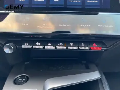 Photo 57 Peugeot 308  Plug-in Hybrid 195 ch e-DCS7