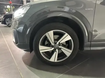 Photo 6 Audi Q2  40 TFSI 190 S tronic 7 Quattro