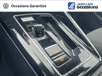 Photo 15 Volkswagen Golf  1.5 eTSI OPF 150 DSG7