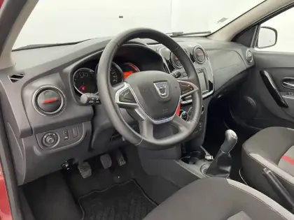 Photo 23 Dacia Sandero  Blue dCi 95