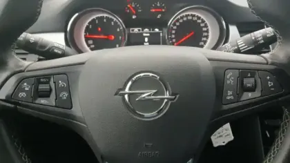 Photo 18 Opel Astra  1.2 Turbo 110 ch BVM6