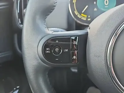 Photo 18 Mini Mini Countryman 125 - 95 ch ALL4 BVA6