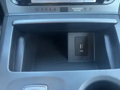 Photo 5 Hyundai Kona  Electrique 39 kWh - 136 ch