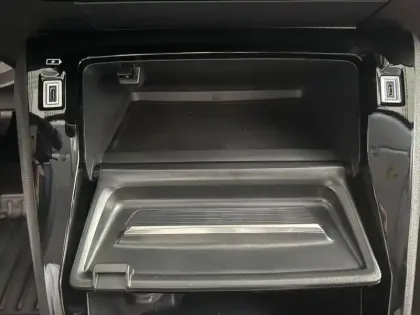 Photo 24 Peugeot 208  100 S&S BVM6