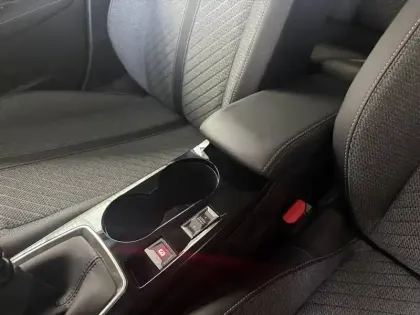 Photo 26 Peugeot 208  100 S&S BVM6