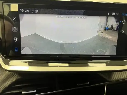 Photo 44 Peugeot 2008  Hybrid 145 e-DCS6