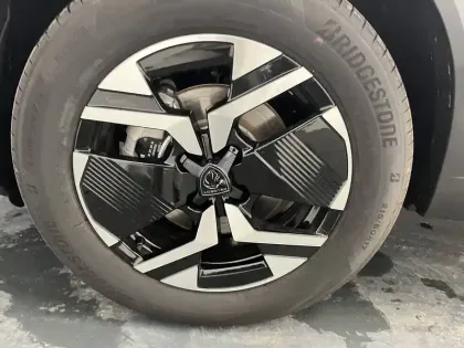 Photo 12 Peugeot 2008  Hybrid 145 e-DCS6