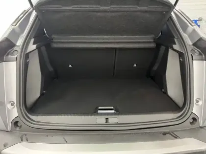 Photo 8 Peugeot 2008  Hybrid 145 e-DCS6