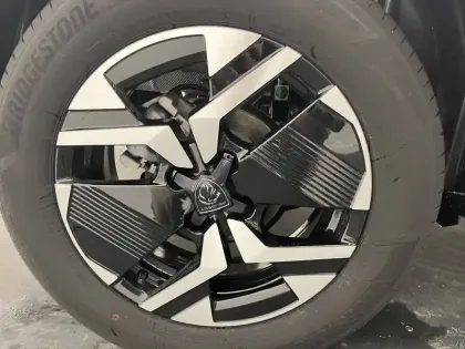 Photo 10 Peugeot 2008  Hybrid 145 e-DCS6