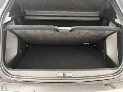 Photo 14 Peugeot 2008  Hybrid 145 e-DCS6