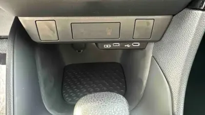 Photo 49 Mazda Mazda2  Hybrid 1.5L CVT 116 ch