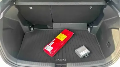 Photo 7 Mazda Mazda2  Hybrid 1.5L CVT 116 ch