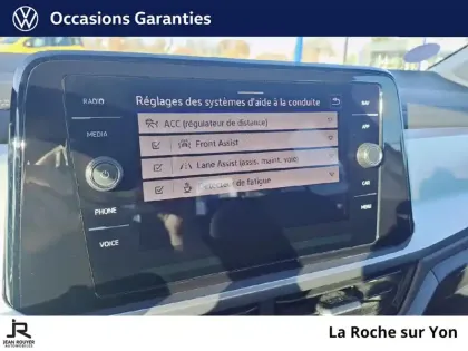 Photo 37 Volkswagen T-roc  1.0 TSI 110 Start/Stop BVM6