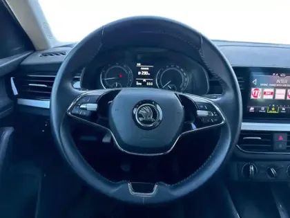 Photo 15 Skoda Kamiq  1.0 TSI Evo 110 ch BVM6