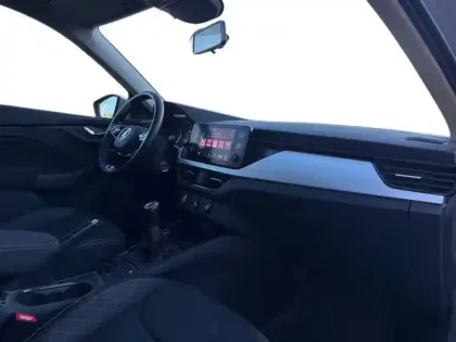 Photo 8 Skoda Kamiq  1.0 TSI Evo 110 ch BVM6