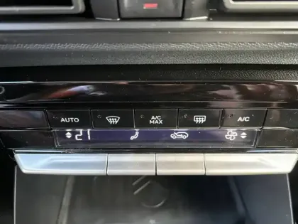 Photo 61 Citroën C3  Turbo 100 ch BVM6