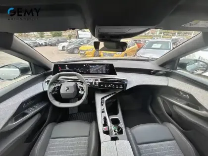 Photo 24 Peugeot 3008  Hybrid 145 e-DCS6