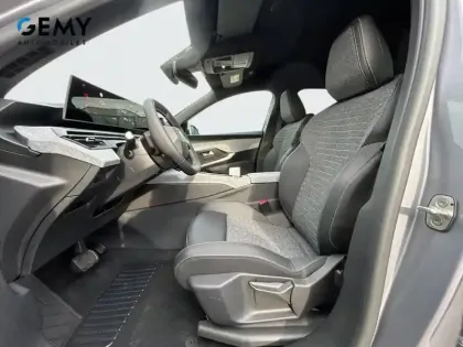 Photo 42 Peugeot 3008  Hybrid 145 e-DCS6