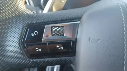 Photo 17 DS Ds 7 DS7 Crossback Hybride E-Tense 225 EAT8