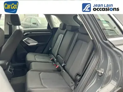 Photo 25 Audi Q3  35 TDI 150 ch S tronic 7