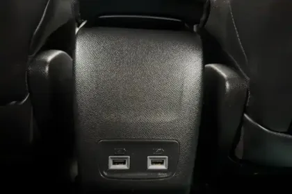 Photo 28 Peugeot 2008  PureTech 130 S&S BVM6