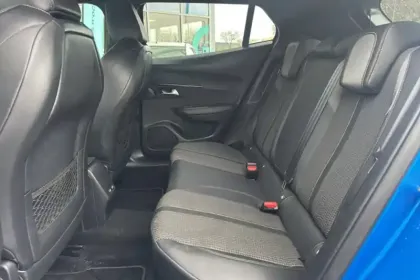 Photo 10 Peugeot 2008  PureTech 130 S&S BVM6