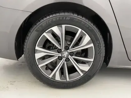 Photo 18 Peugeot 508  SW BlueHDi 130 ch S&S EAT8