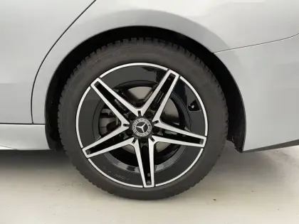 Photo 16 Mercedes Classe C  220 d 9G-Tronic