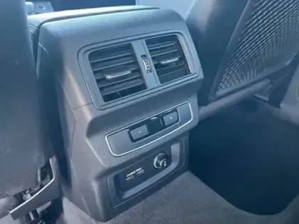 Photo 35 Audi Q5  50 TFSIe 299 S tronic 7 Quattro