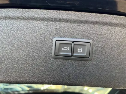 Photo 20 Audi Q5  50 TFSIe 299 S tronic 7 Quattro