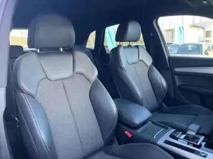 Photo 34 Audi Q5  50 TFSIe 299 S tronic 7 Quattro