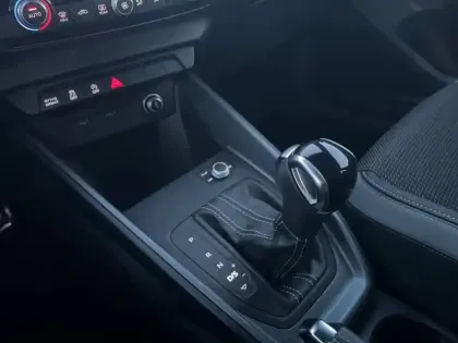 Photo 28 Audi A1  Sportback 30 TFSI 110 ch S tronic 7