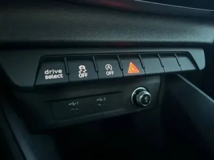 Photo 27 Audi A1  Sportback 30 TFSI 110 ch S tronic 7