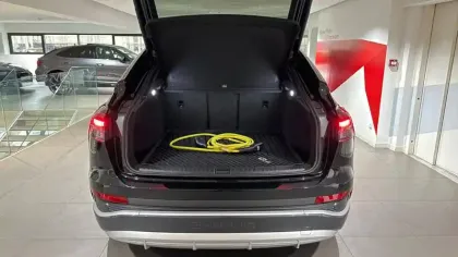Photo 36 Audi Q4  e-tron Sportback 40 204 ch 82 kWh